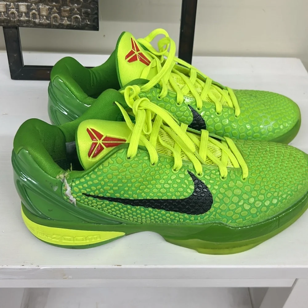 Nike Zoom Kobe 6 Protro "Grinch” - Picture 2 of 4